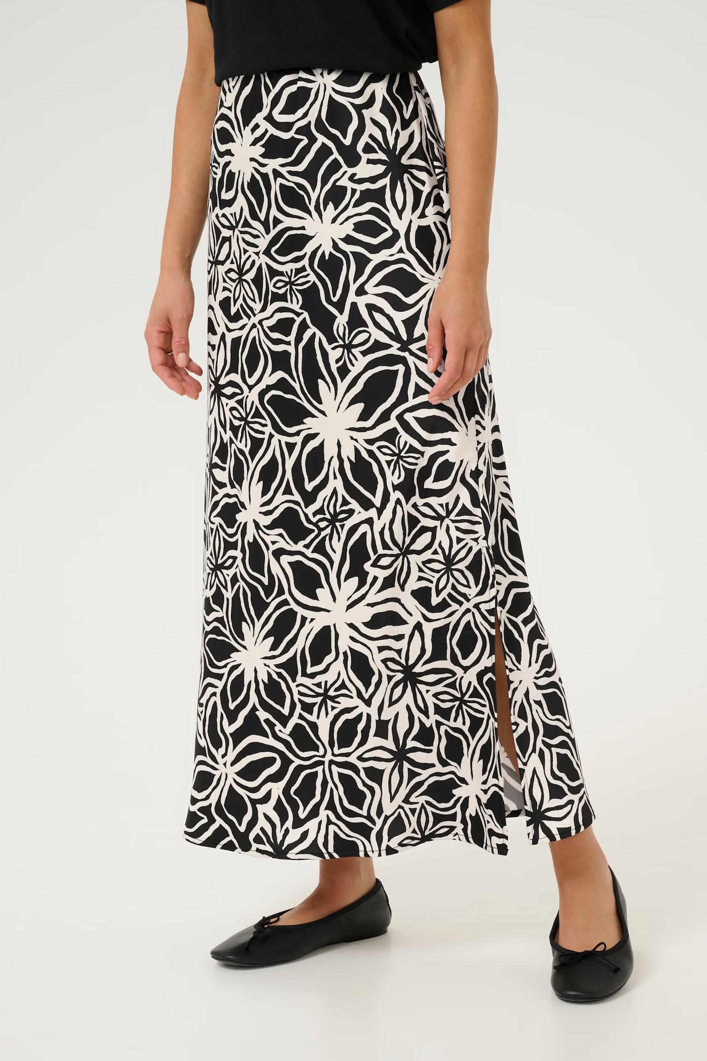 KAvera Skirt