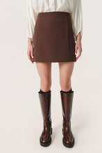 Lade das Bild in den Galerie-Viewer, SLCorinne Short Skirt
