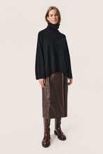 Lade das Bild in den Galerie-Viewer, SLMolina High Neck Pullover LS STUDIO

