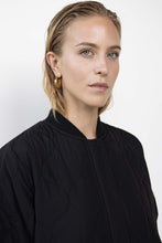 Lade das Bild in den Galerie-Viewer, WBLcopenhagen quilted coat
