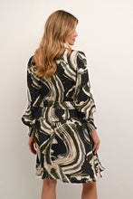 Lade das Bild in den Galerie-Viewer, KAsophia Short Dress
