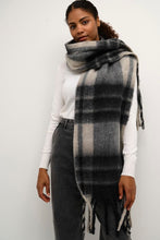 Lade das Bild in den Galerie-Viewer, KAaja Scarf
