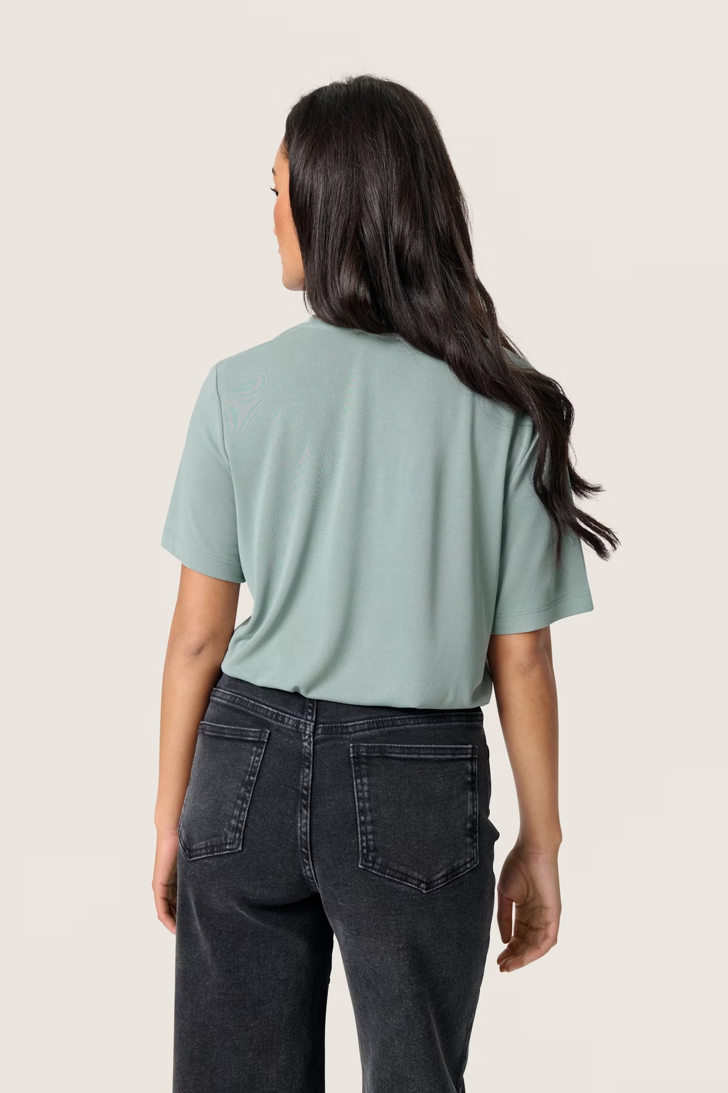 SLColumbine Loose Fit V-Neck SS