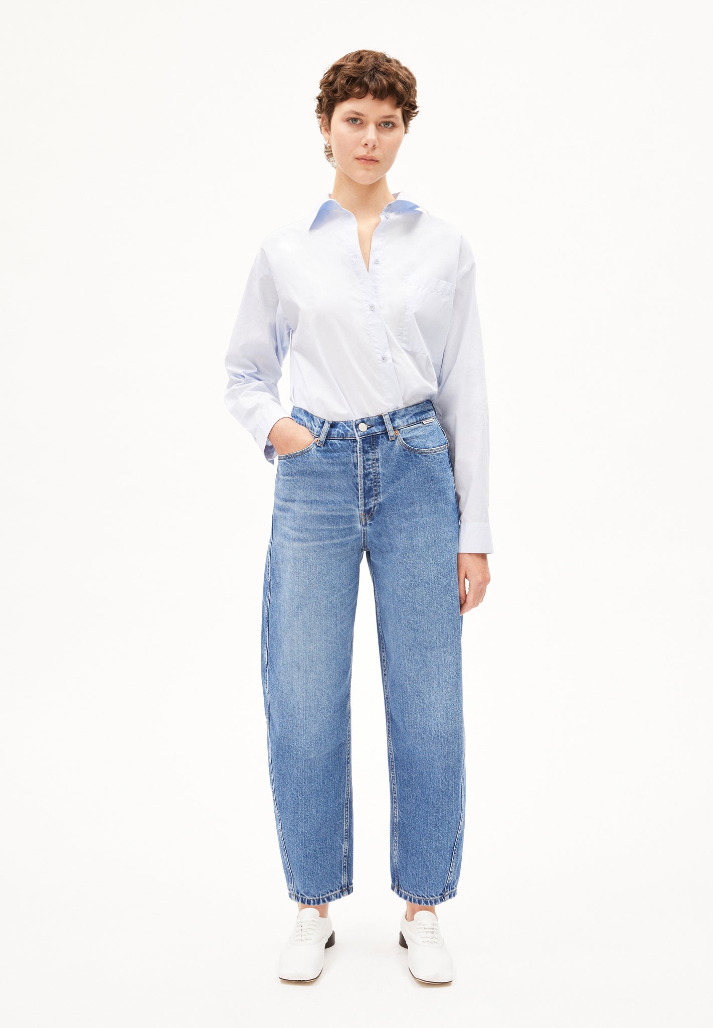 BAARLY BARREL JEAN