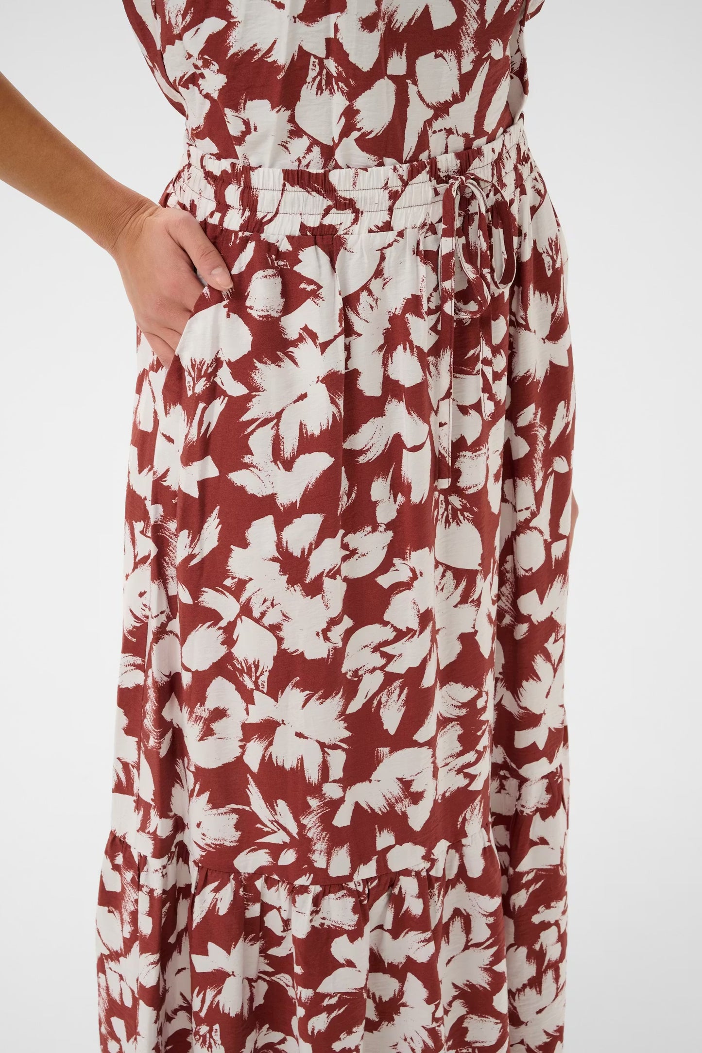KAevie Skirt
