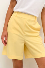 Lade das Bild in den Galerie-Viewer, KAsakura Wide Shorts
