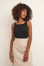 Lade das Bild in den Galerie-Viewer, KAcarna Tank Top
