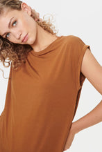 Lade das Bild in den Galerie-Viewer, AdeliaSZ T-Shirt
