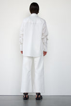 Lade das Bild in den Galerie-Viewer, WBLCeleste Shirt
