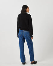Lade das Bild in den Galerie-Viewer, Mikala Pullover
