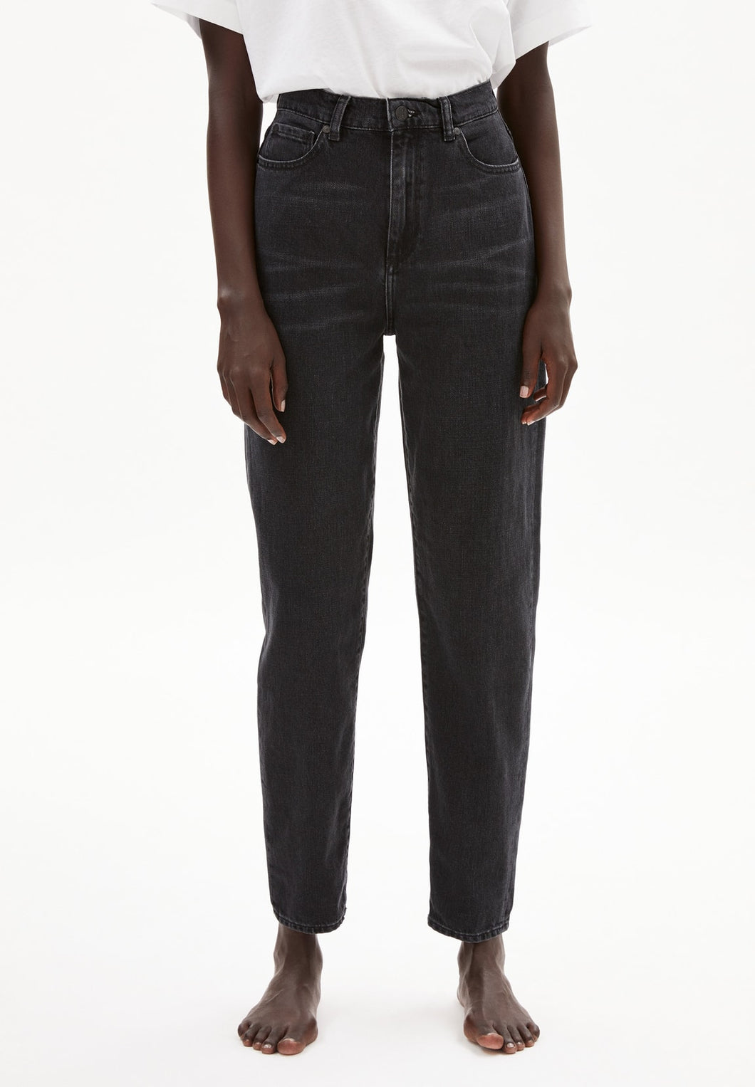 Mairaa Denim Mom washed down black