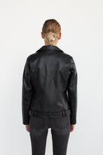 Lade das Bild in den Galerie-Viewer, WBL MELISSA FAUX LEATHER BIKER

